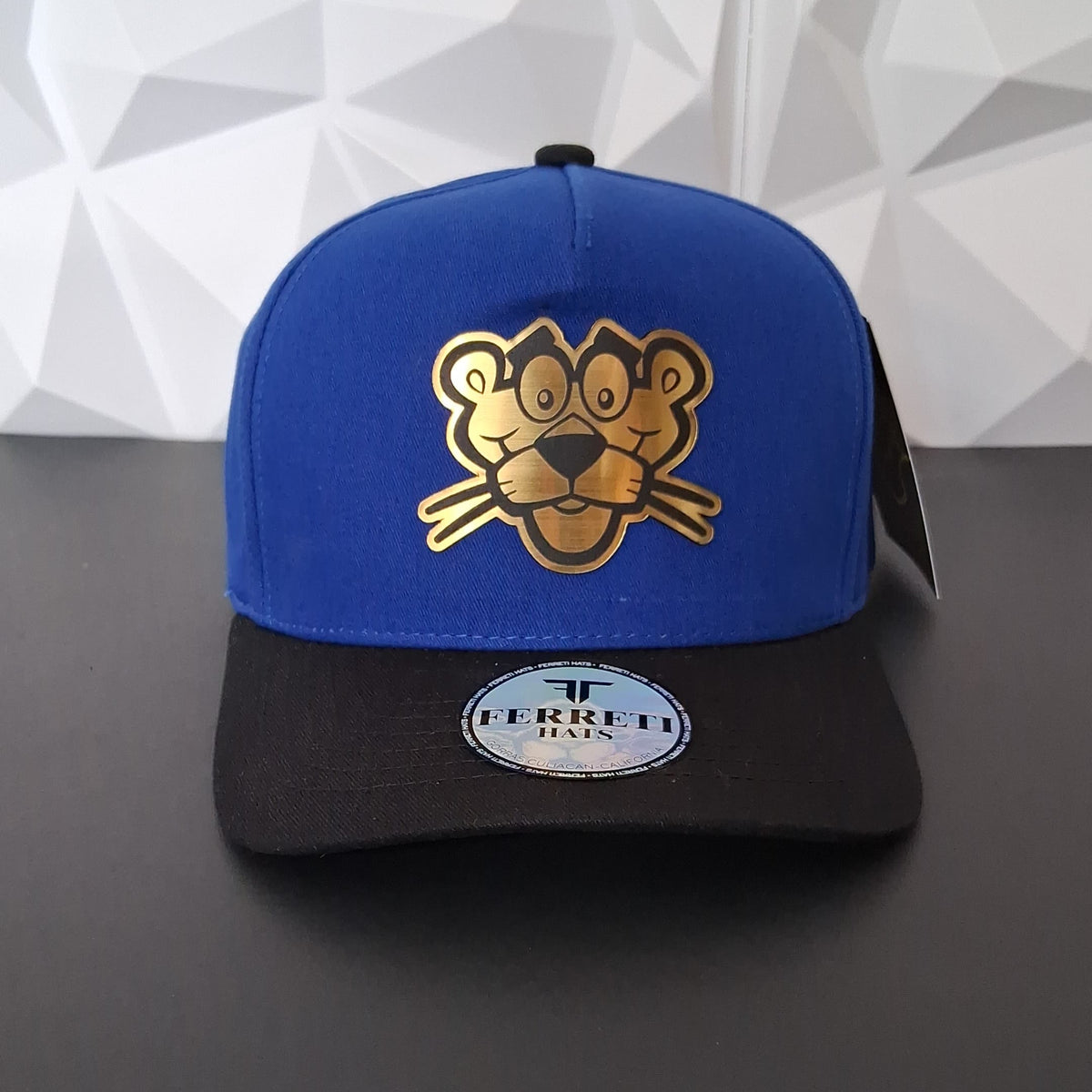 FERRETI Gorra Snapback - Azul/Negro Placa Gold Panther