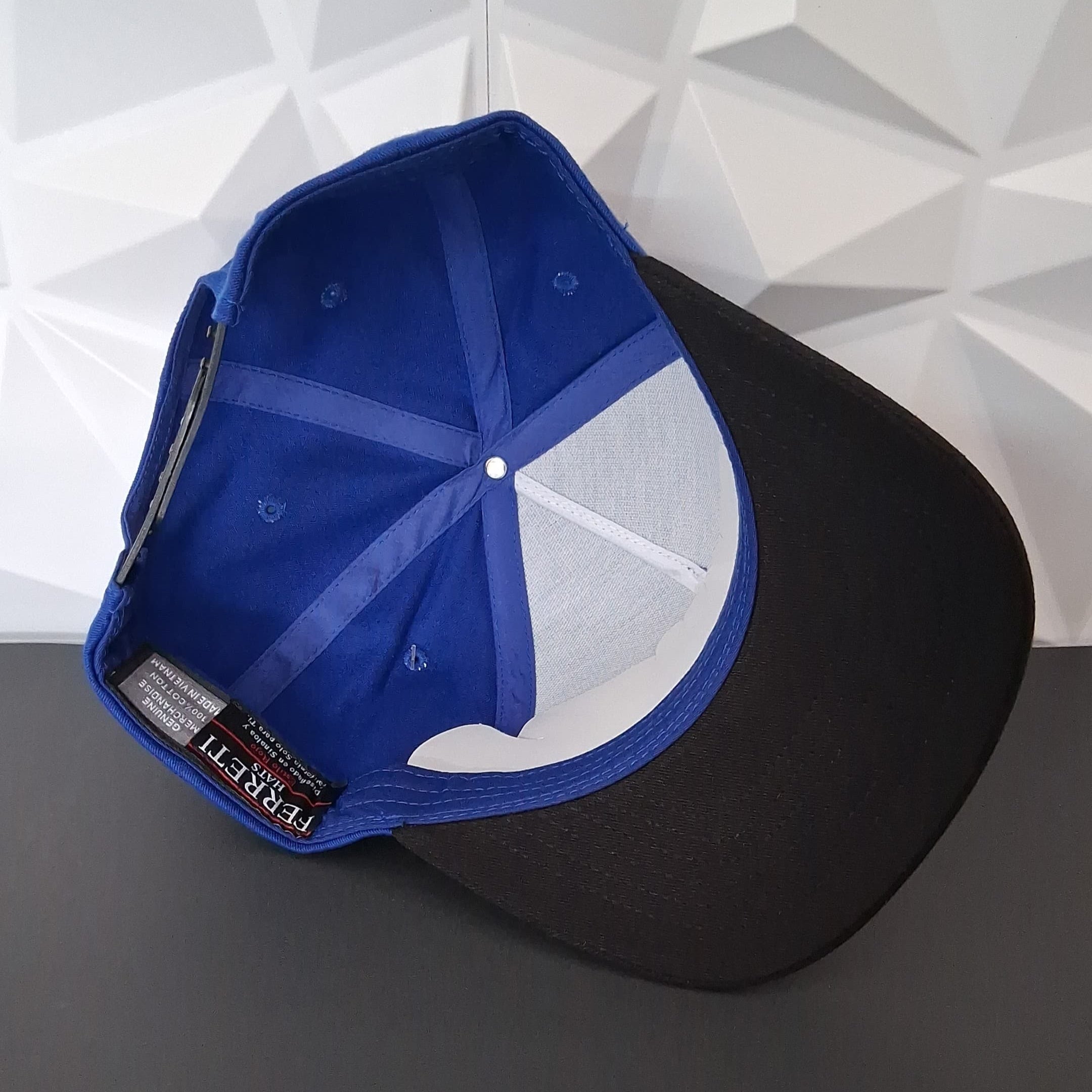 FERRETI Gorra Snapback - Azul/Negro Placa Gold Panther